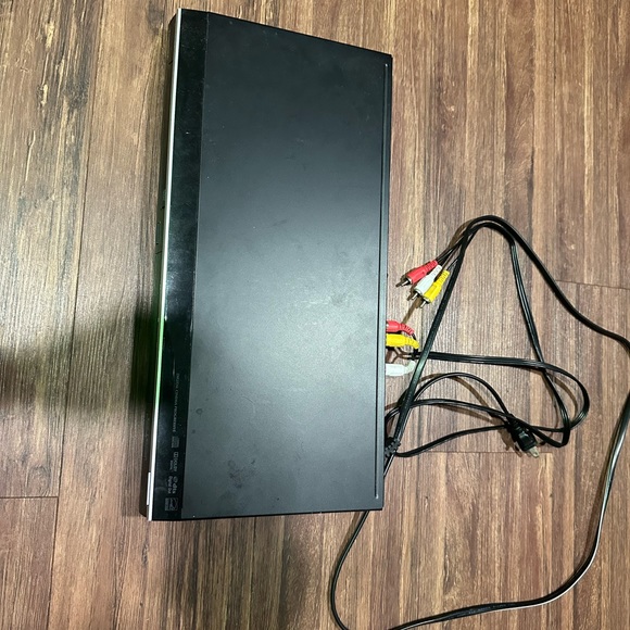 DVD Player - Picture 2 of 2